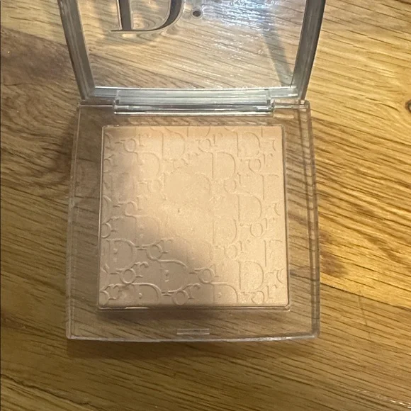 Dior backstage transclunt powder - Picture 3 of 3